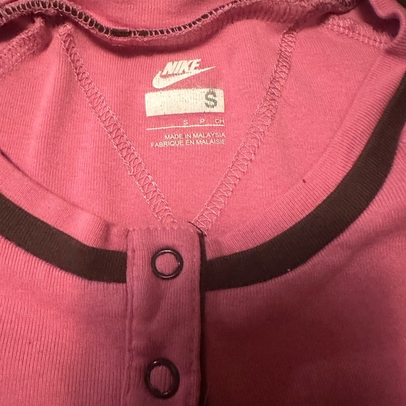 Pink and brown cap sleeve snap up T-shirt - Picture 3 of 4